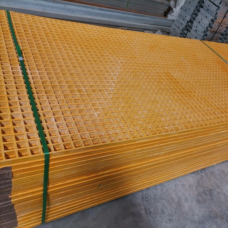 BS En124 C250 FRP Grating Material ASTM F3059 Plastic FRP Grills